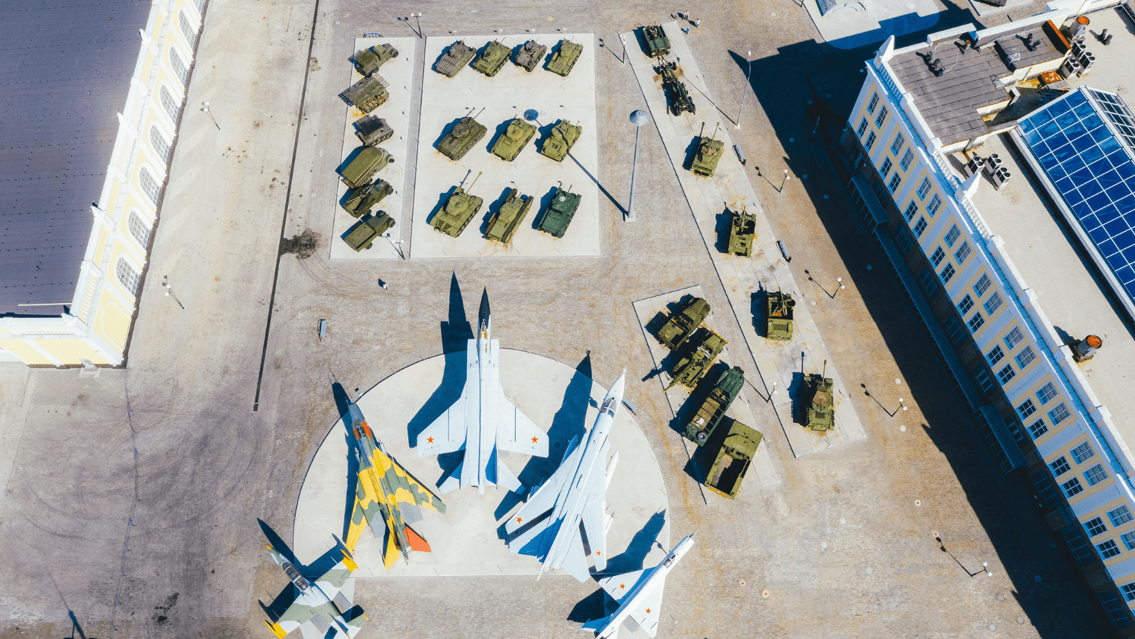 What is EMAR M and EMAR CAMO?